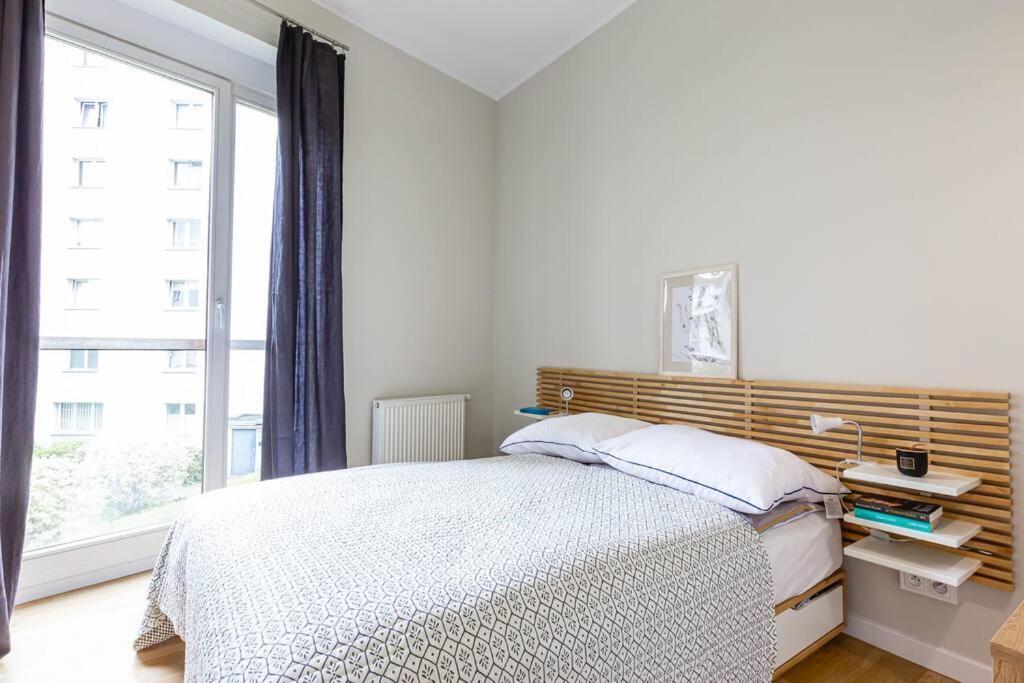 Bright And Cozy Apartment Near Park, With A Huge Terrace. วอร์ซอ ภายนอก รูปภาพ